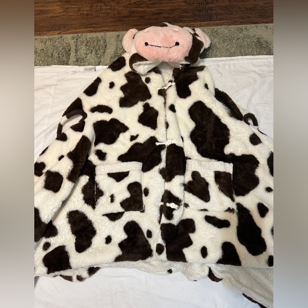 Cow Print Hooded Blanket